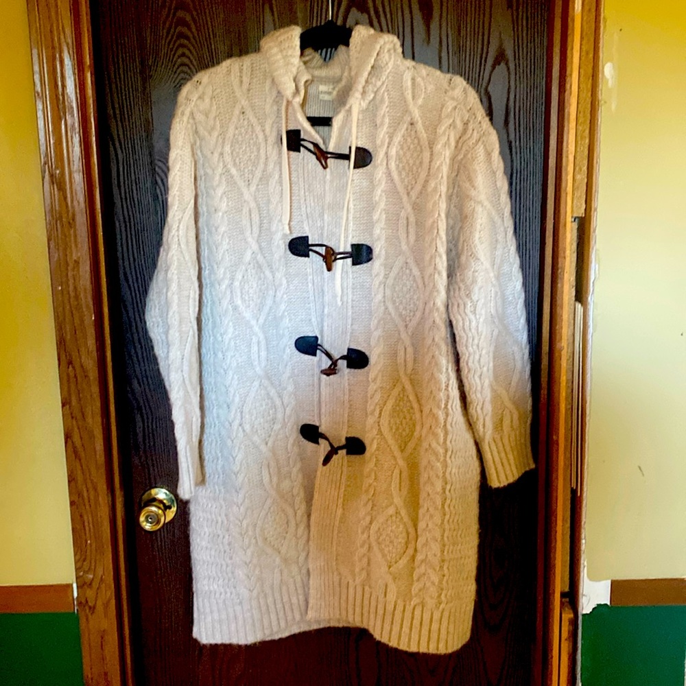Anthropologie cable hooded sweater, excellent condition